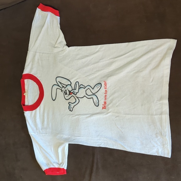 Vintage Trix cereal Rabbit ringer t-shirt - Picture 3 of 5